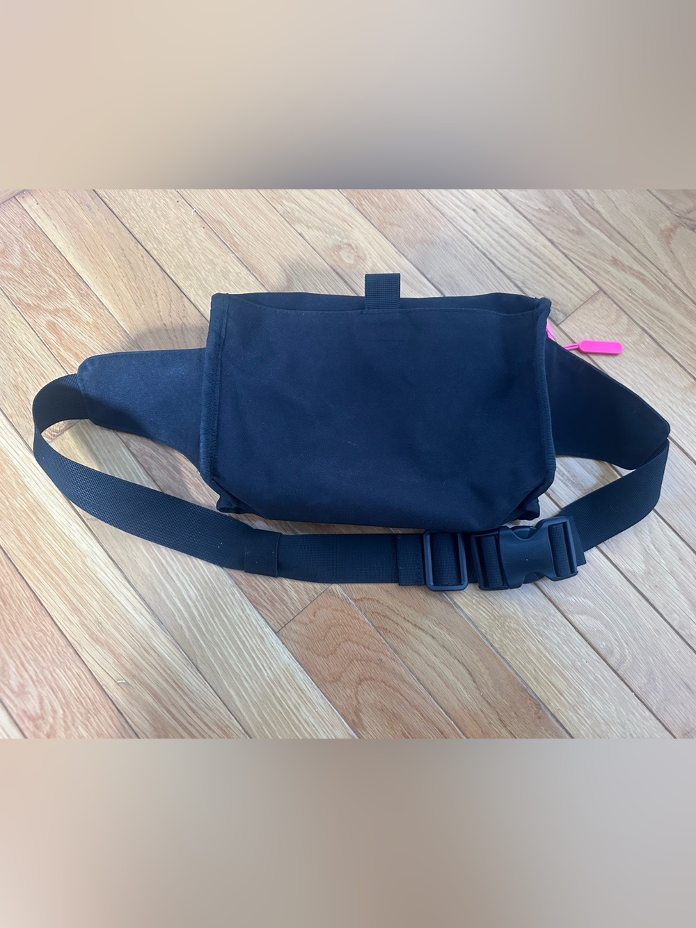 WOLFpak Black & Pink CrossBody/Fanny Pack - Picture 2 of 8